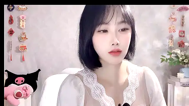 Snapshot of Pinkgirl520 chatting on February 26, 2:11 am Pinkgirl520 online show from February 26, 2:11 am