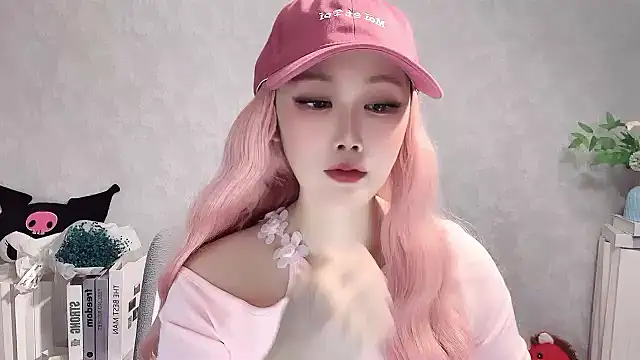 Pinkgirl520 online show from April 11, 12:31 pm