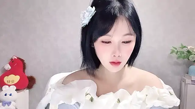 Pinkgirl520 online show from April 6, 2:29 am