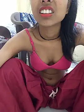 Snapshot of sexy_shital chatting on July 6, 3:02 am sexy shital online show from July 6, 3:02 am