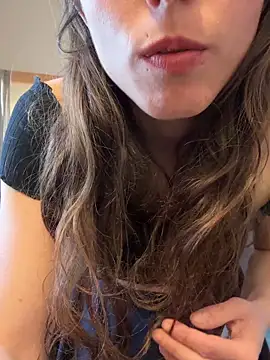 YourSlutQueen online show from March 24, 1:44 pm