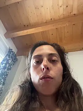 Snapshot of YourSlutQueen chatting on June 16, 10:59 am YourSlutQueen online show from June 16, 10:59 am