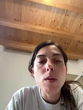 Snapshot of YourSlutQueen chatting on May 11, 9:54 am YourSlutQueen online show from May 11, 9:54 am