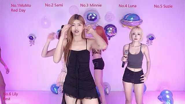 G-Velvet online show from April 3, 5:08 pm