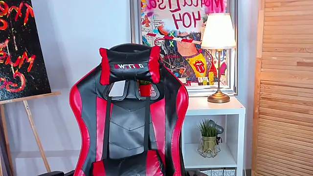 katymeaw online show from April 6, 1:23 am