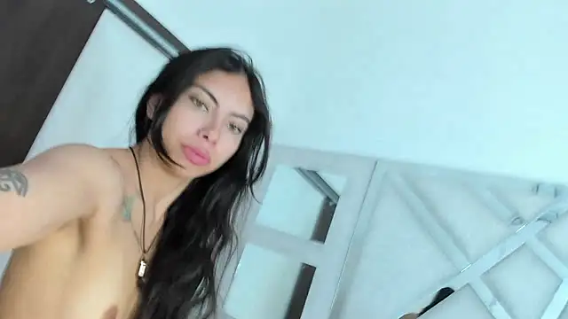 Alana Hotterr online show from February 10, 4:11 am