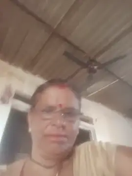 Snapshot of Pinki_rajak chatting on July 7, 3:20 am Pinki rajak online show from July 7, 3:20 am