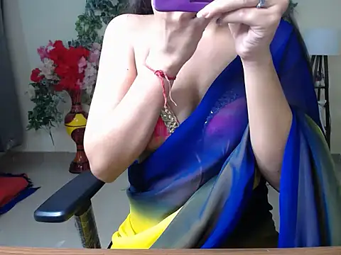 Shy nivi online show from May 23, 3:33 pm