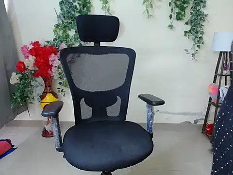 Shy nivi online show from May 24, 1:00 pm