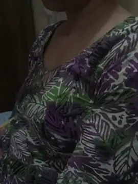 Snapshot of guddi_Jaaneman chatting on July 21, 4:03 am guddi Jaaneman online show from July 21, 4:03 am
