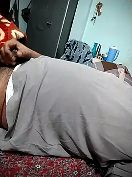 Snapshot of deepak939257 chatting on December 18, 10:02 pm deepak939257 online show from December 18, 10:02 pm