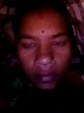 swartilodhi123 online show from December 17, 2:44 pm