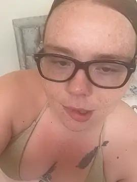 AnnieAinsx online show from May 30, 1:06 pm