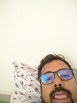 pervertedoc32m online show from December 14, 6:52 am