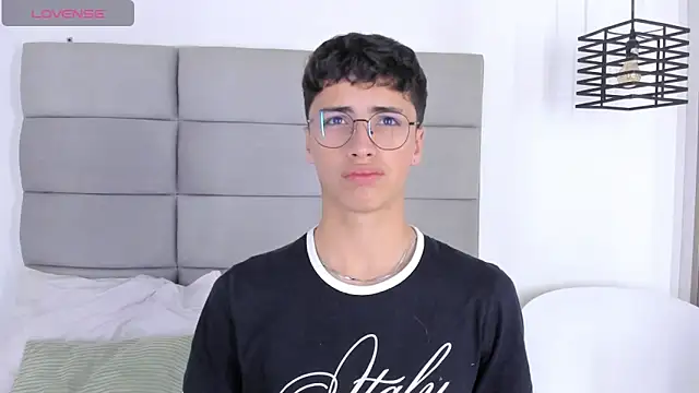 JoshClaarktt online show from March 6, 3:56 am