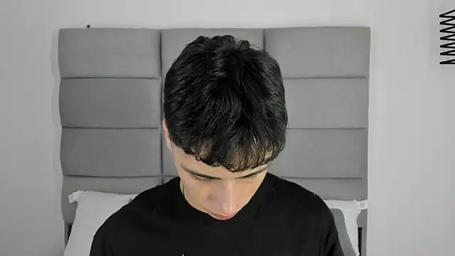 JoshClaarktt online show from July 8, 4:13 am