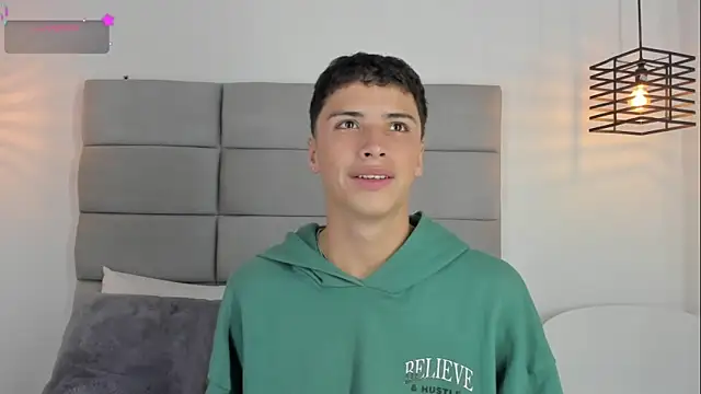 JoshClaarktt online show from April 16, 4:02 am