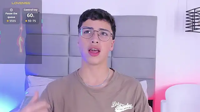 JoshClaarktt online show from March 20, 4:02 am