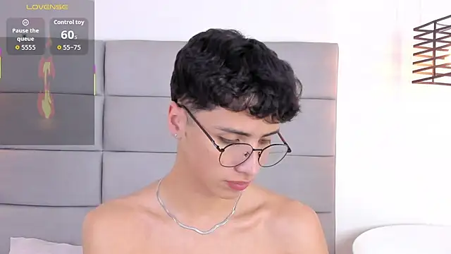 JoshClaarktt online show from February 18, 3:59 am