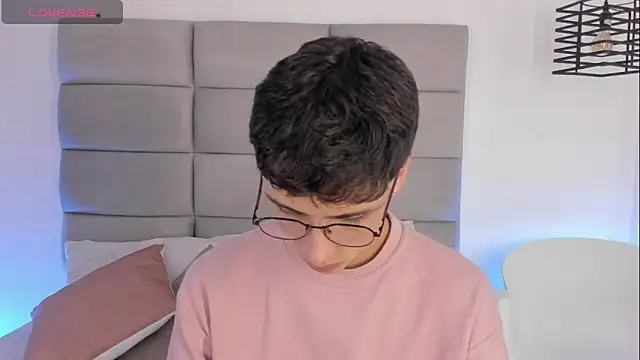 JoshClaarktt online show from April 5, 4:08 am