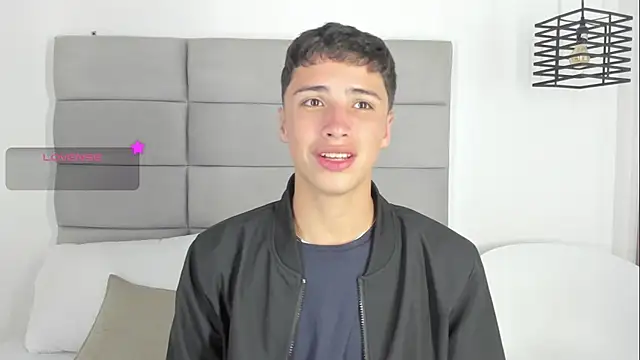 JoshClaarktt online show from April 14, 4:06 am