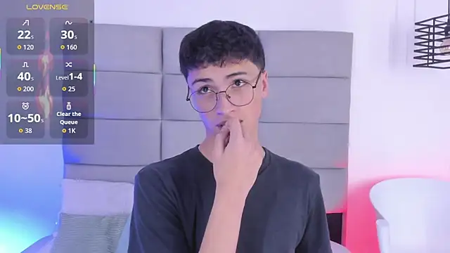 JoshClaarktt online show from March 19, 4:12 am