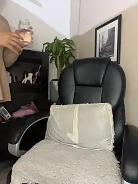 Snapshot of TaylorSweetI chatting on July 9, 10:59 am TaylorSweetI online show from July 9, 10:59 am