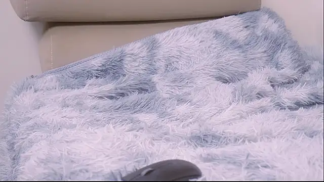 Snapshot of Nguulang_trucnu chatting on December 16, 4:33 pm Nguulang trucnu online show from December 16, 4:33 pm