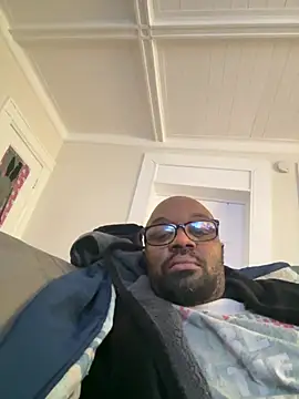 MrUnintentional online show from April 13, 2:10 pm