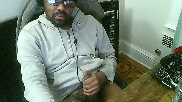 Snapshot of MrUnintentional chatting on January 12, 3:08 pm MrUnintentional online show from January 12, 3:08 pm