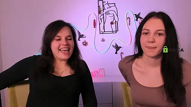 Snapshot of mira_vibe chatting on January 15, 7:01 am mira vibe online show from January 15, 7:01 am