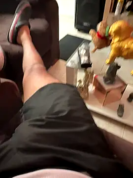 Snapshot of Croppedsex chatting on December 16, 5:28 pm Croppedsex online show from December 16, 5:28 pm