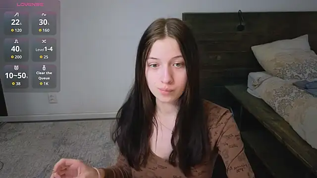 AlicePowells online show from March 23, 11:10 am