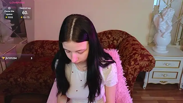 AlicePowells online show from February 2, 11:42 am