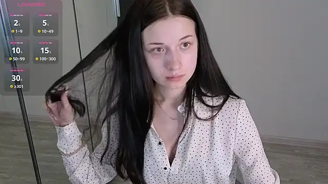 Snapshot of AlicePowells chatting on July 15, 11:06 am AlicePowells online show from July 15, 11:06 am