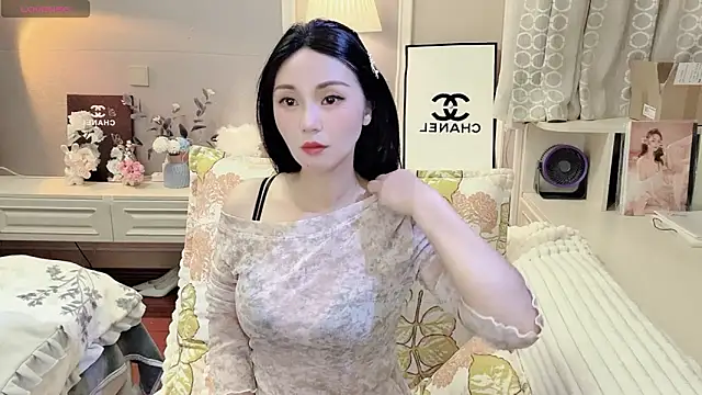 YUO-UU online show from December 19, 2:04 am