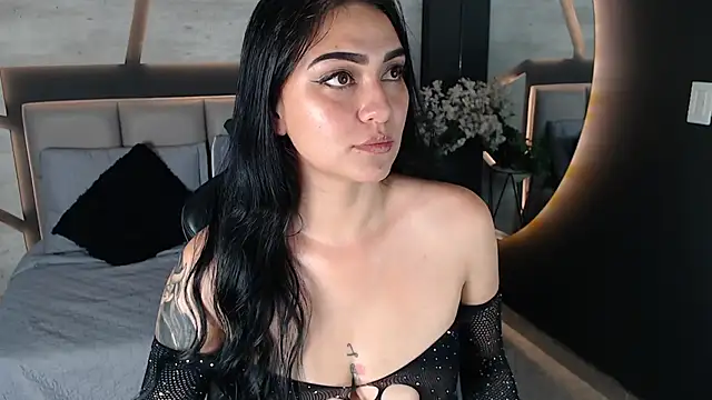 Snapshot of IsabellaRoss chatting on December 16, 5:06 pm IsabellaRoss online show from December 16, 5:06 pm