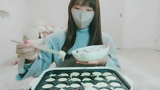 Snapshot of yuyuchan__ chatting on January 19, 11:58 am yuyuchan online show from January 19, 11:58 am