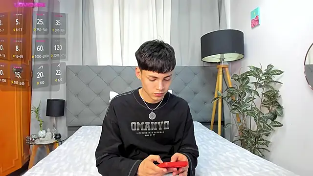 Andy Belier23 online show from March 15, 1:56 am