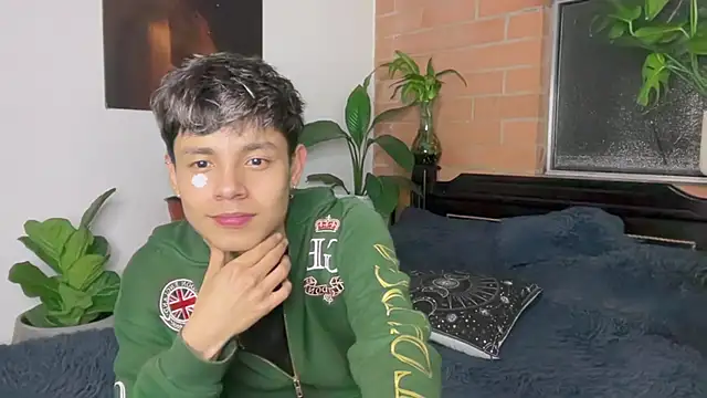 Andy Belier23 online show from February 26, 5:07 am