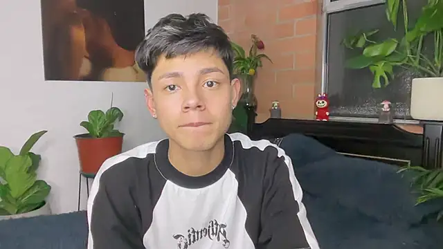 Andy Belier23 online show from March 16, 3:36 am