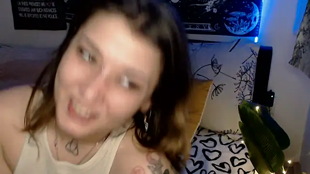 AlienforTwenty online show from February 24, 2:56 am