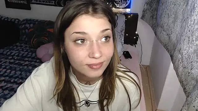 AlienforTwenty online show from March 28, 11:33 am