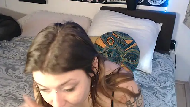 AlienforTwenty online show from March 20, 6:36 am