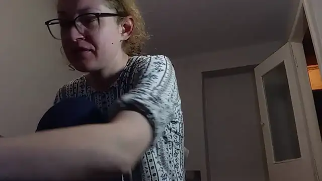 Alice newhome online show from April 14, 7:52 pm