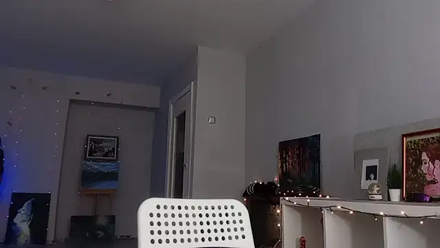 Snapshot of Alice_newhome chatting on June 4, 11:59 am Alice newhome online show from June 4, 11:59 am