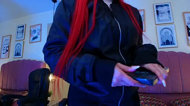 Celestee15  online show from May 12, 11:16 am