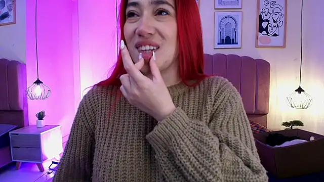 Celestee15  online show from May 6, 11:25 am