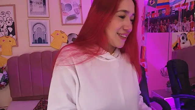 Celestee15  online show from June 18, 11:26 am