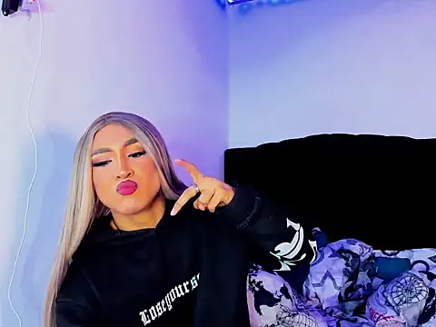 georgiina giio online show from December 16, 10:30 am